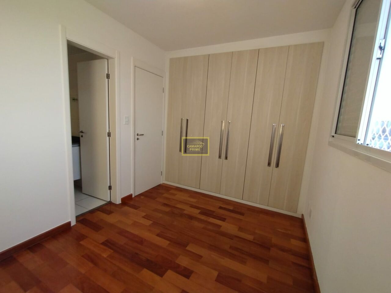 Foto 10 - EB97538