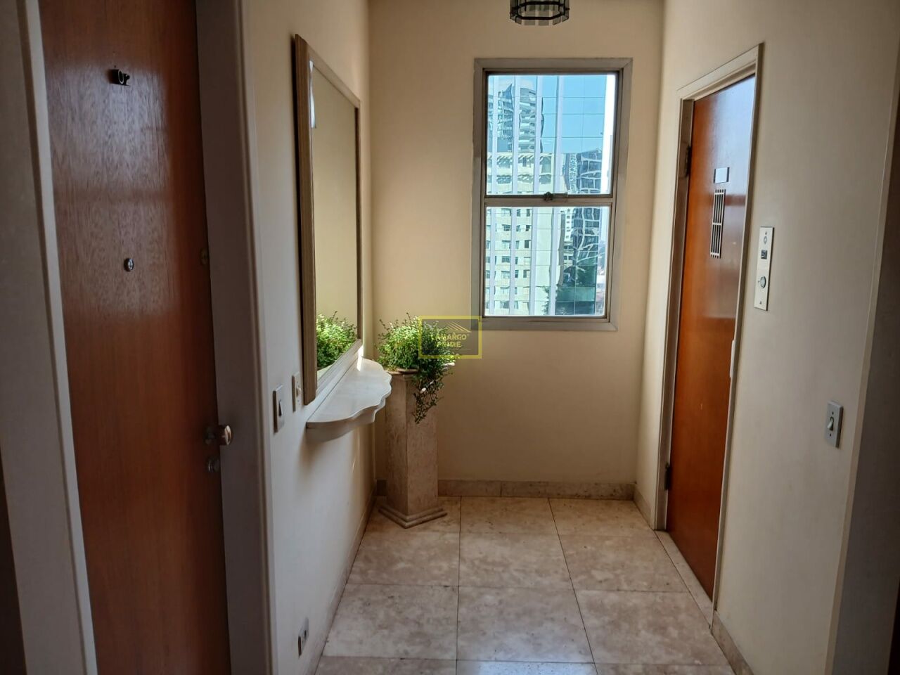 Foto 3 - EB97643