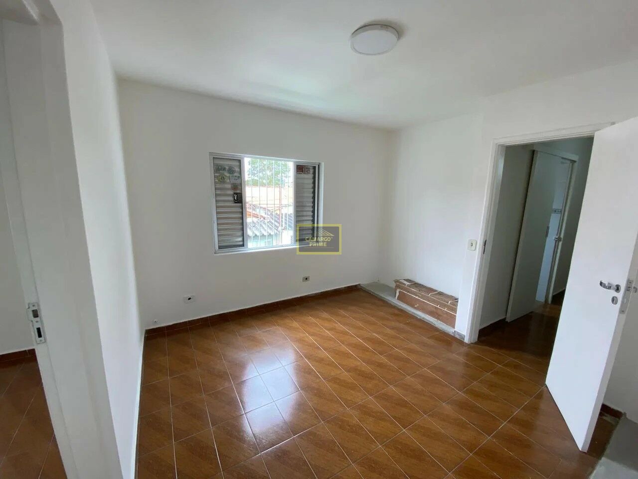 Foto 5 - EB97676