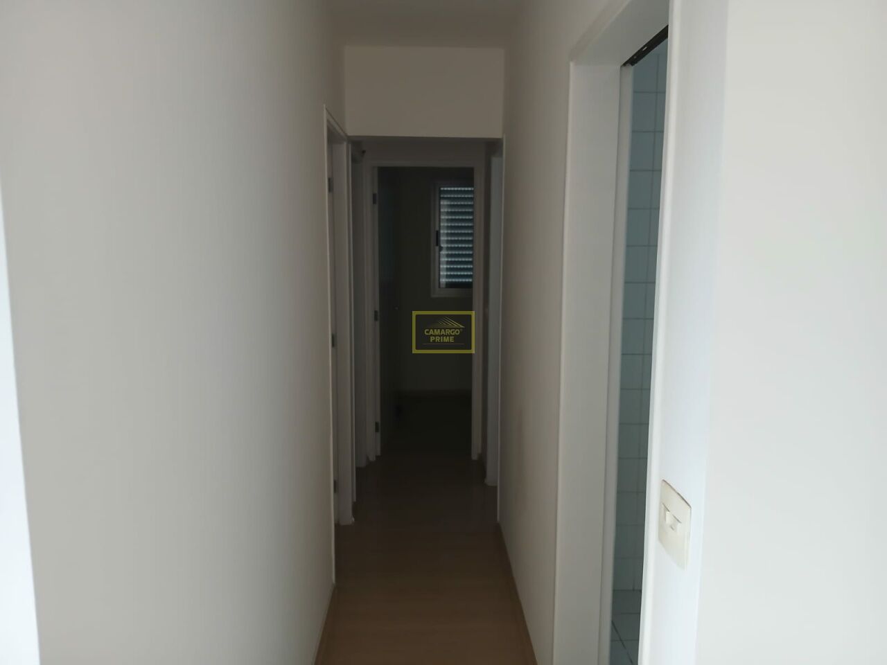 Foto 5 - EB97710