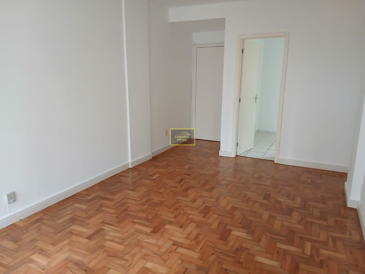 Foto 3 - EB97836