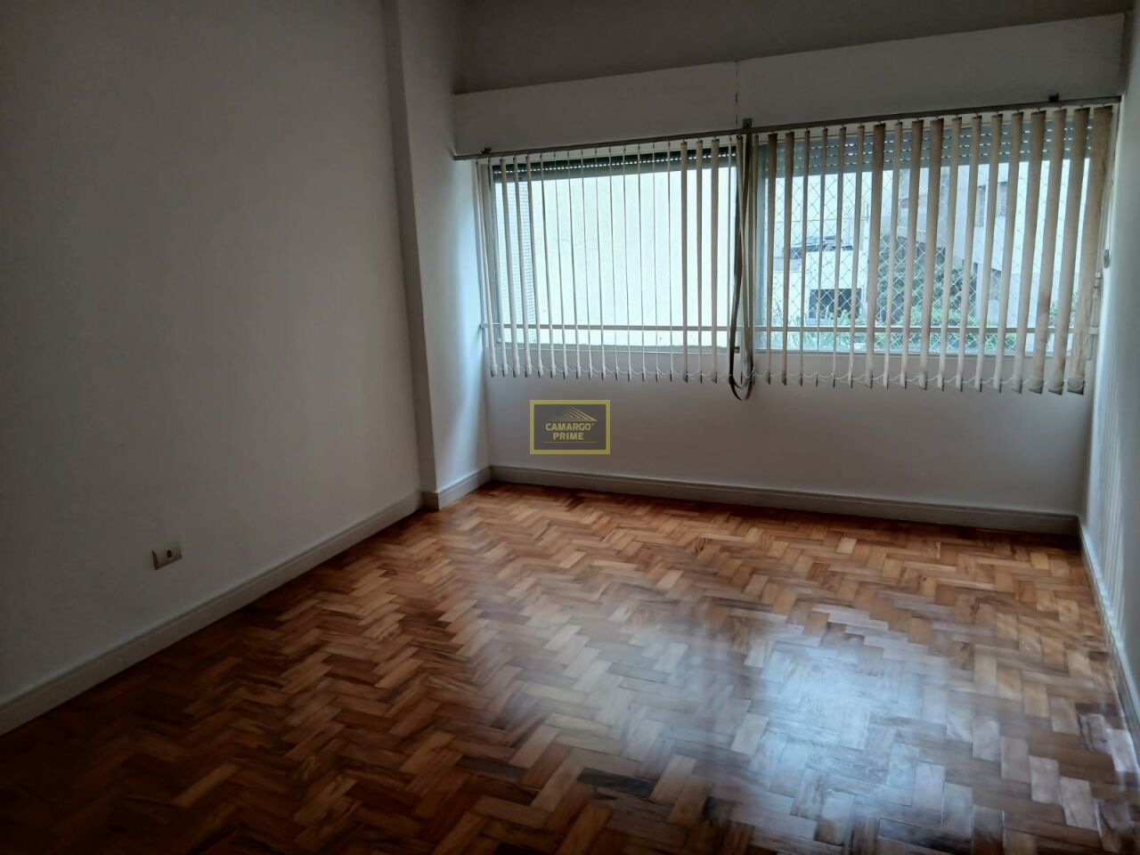 Foto 4 - EB97836