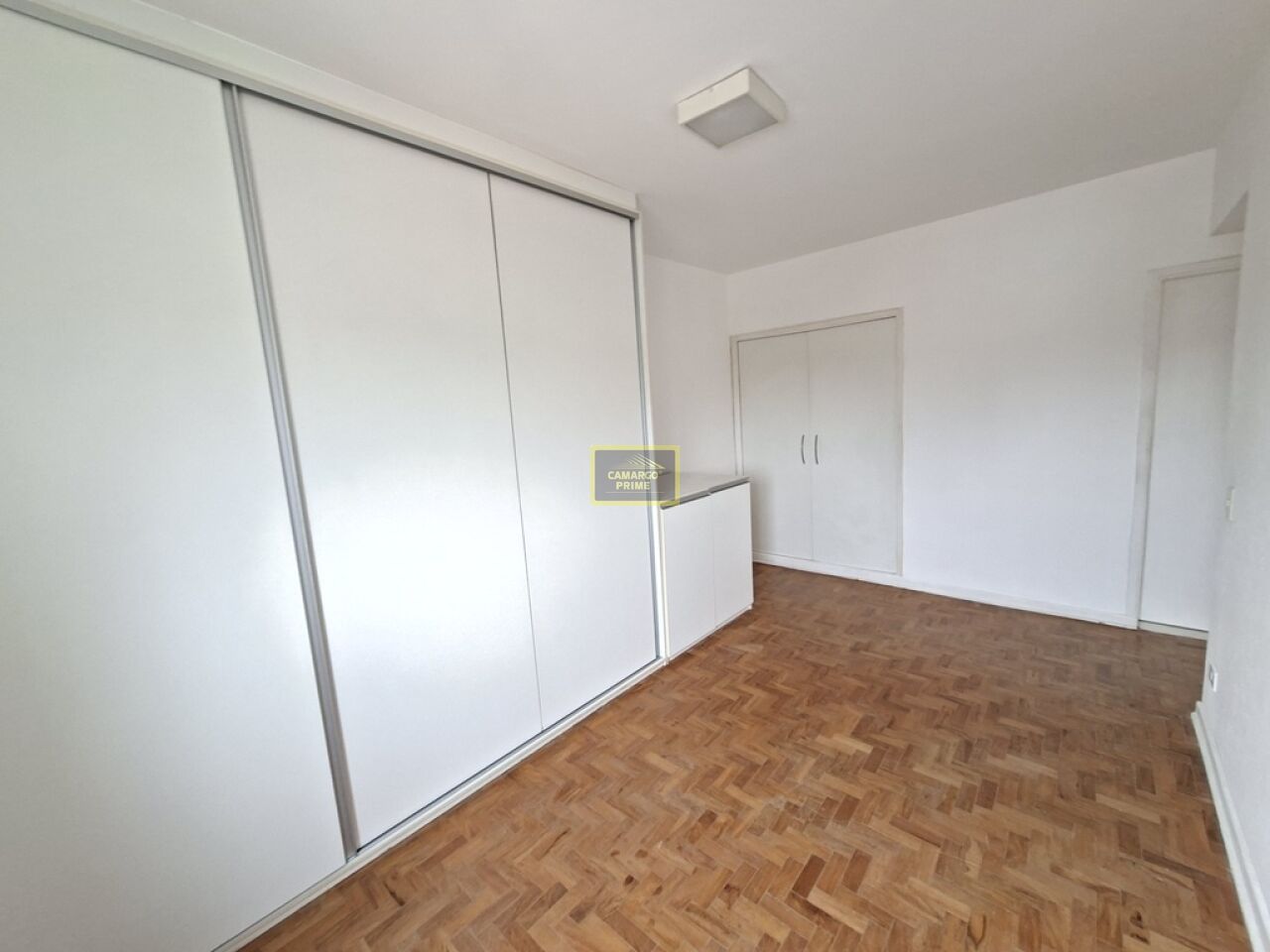 Foto 8 - EB97840