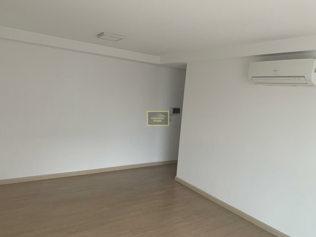 Foto 2 - EB97968