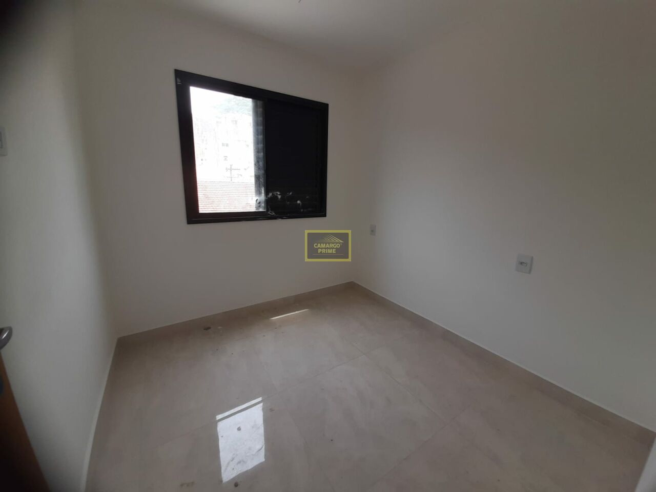 Foto 3 - EB99990