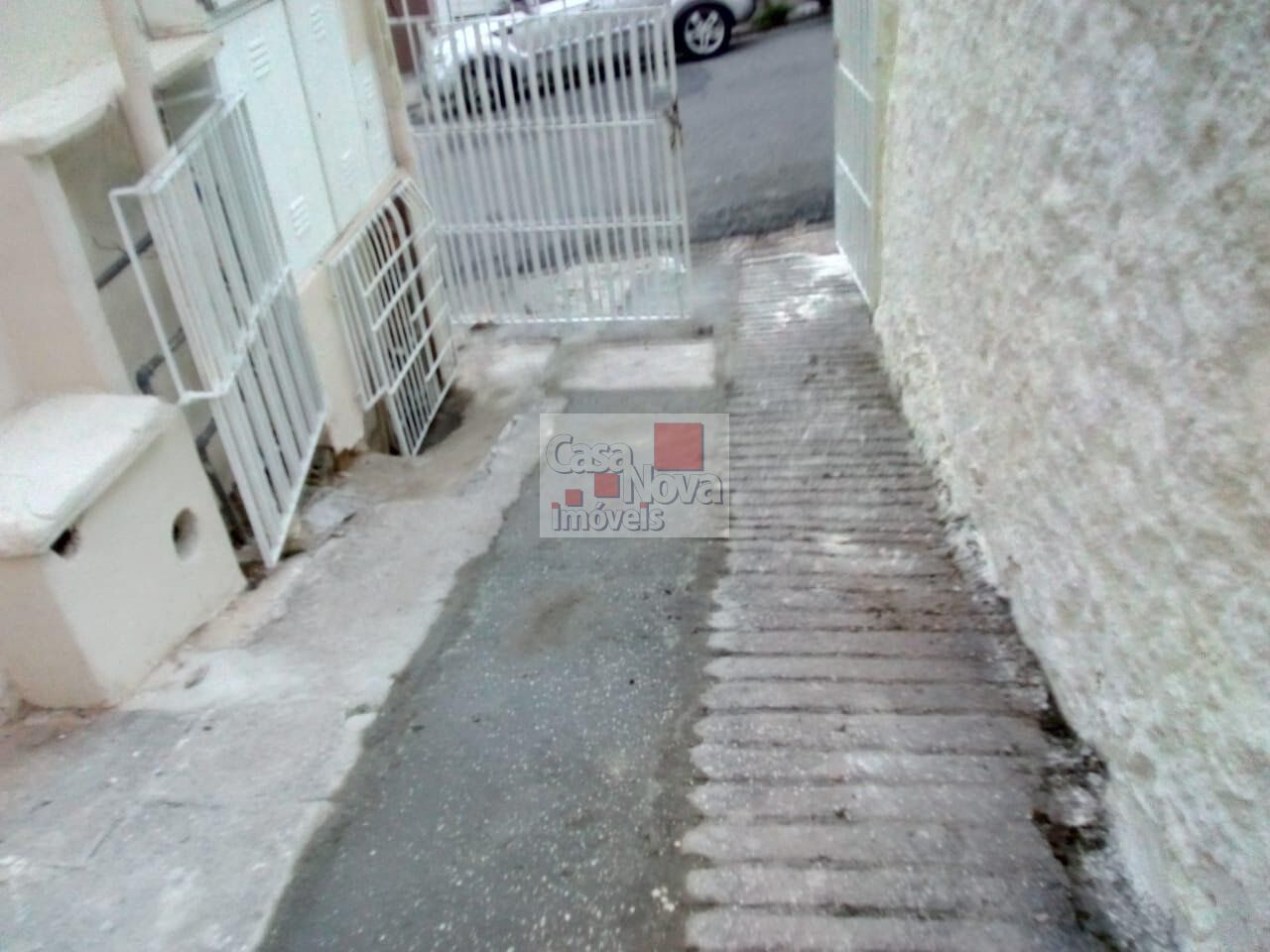 Terreno com Duas Ou Mais Moradias para Venda - JARDIM ROSSIN