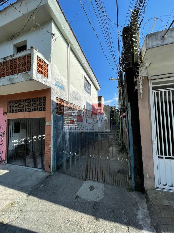 Terreno com Duas Ou Mais Moradias para Venda - PARQUE EDU CHAVES