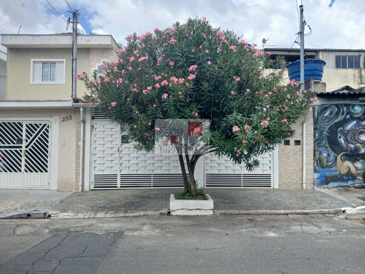 Terreno com Duas Ou Mais Moradias para Venda - VILA SABRINA