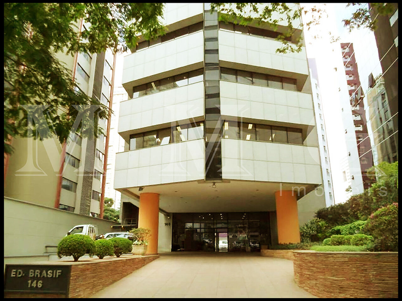 Conj. Comercial para Locação - Cidade Monções