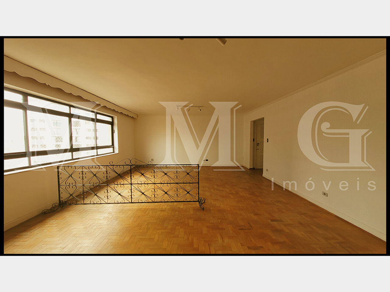 Apartamento para Venda - Liberdade