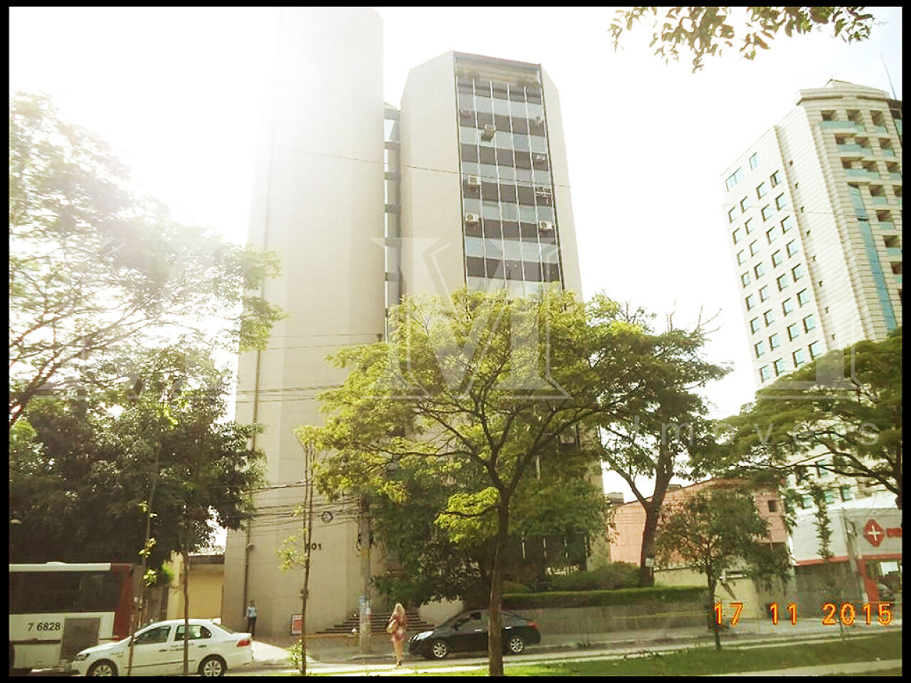 Conj. Comercial para Venda - Cidade Monções