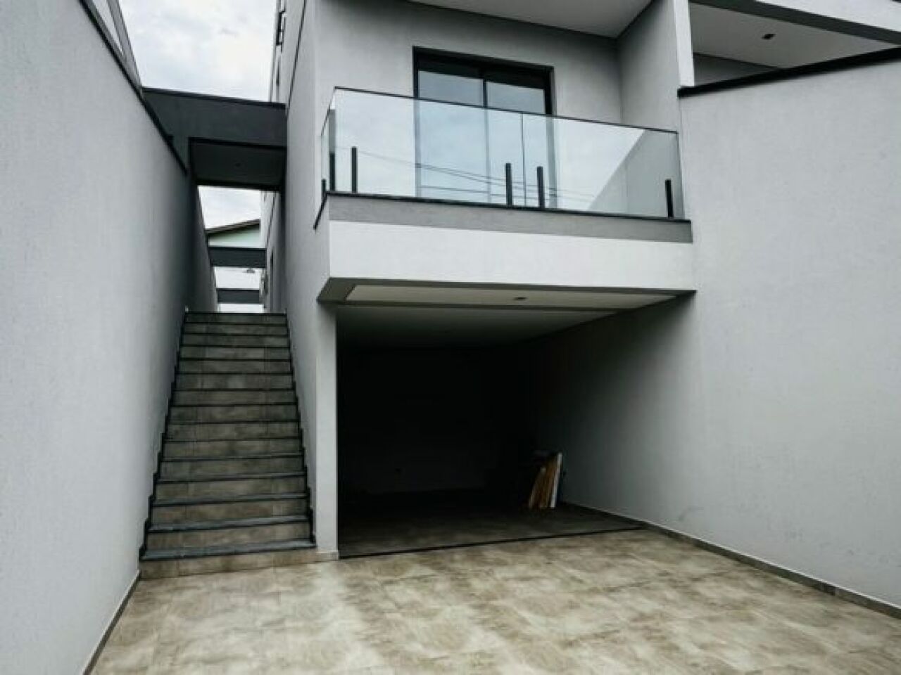 Sobrado para Venda - Vila Galvão