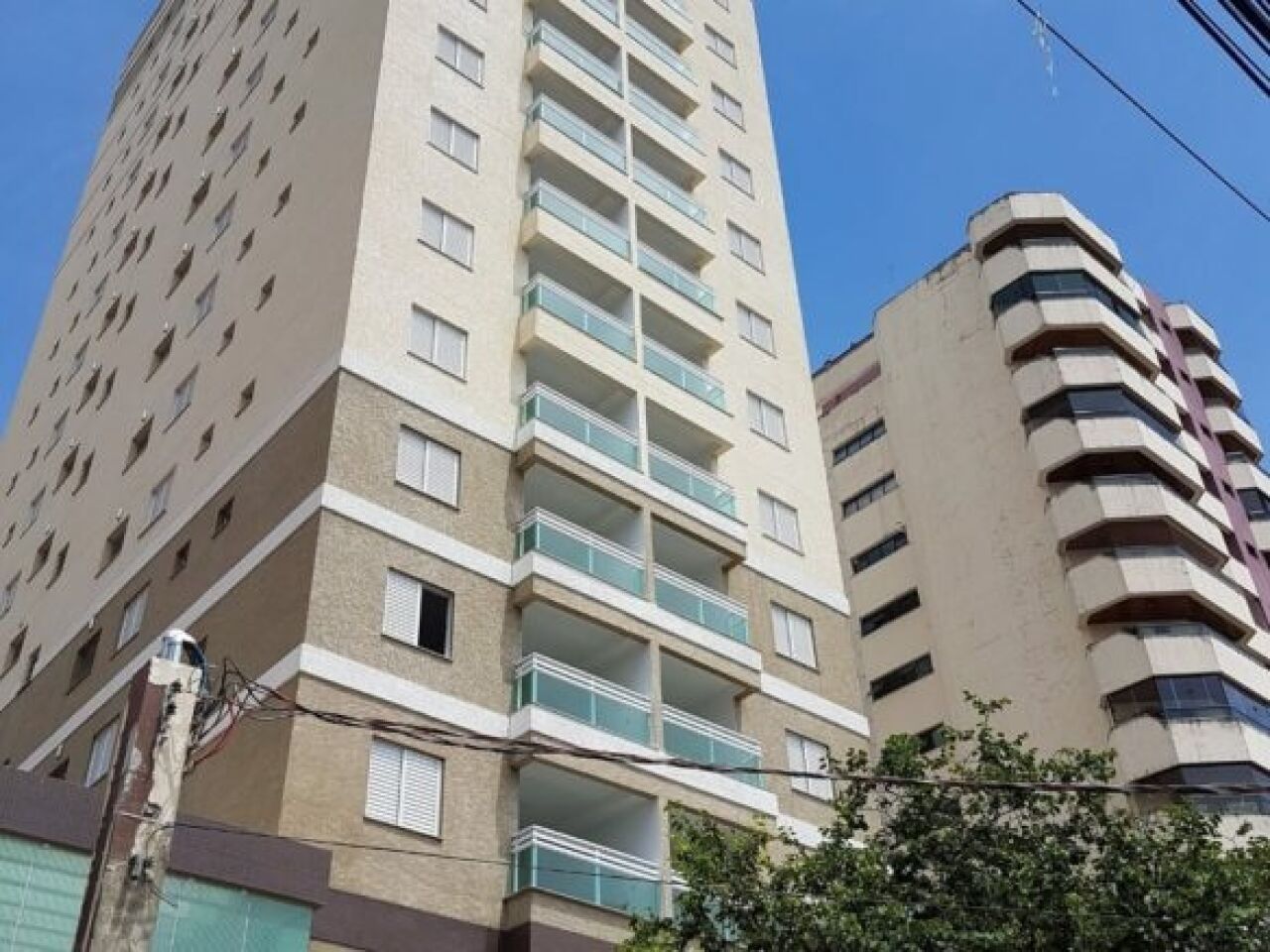 Apartamento para Venda - Vila Galvão