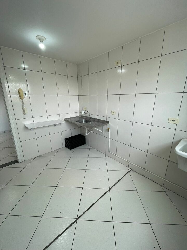 Apartamento para Venda - Vila Galvão