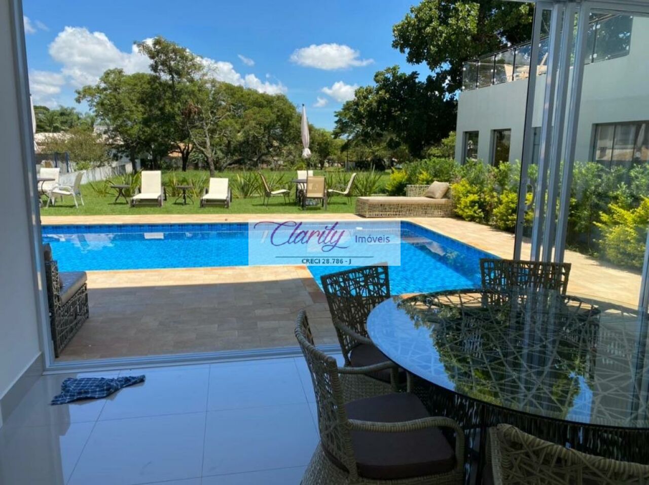 Casa Assobradada para Venda - Centro