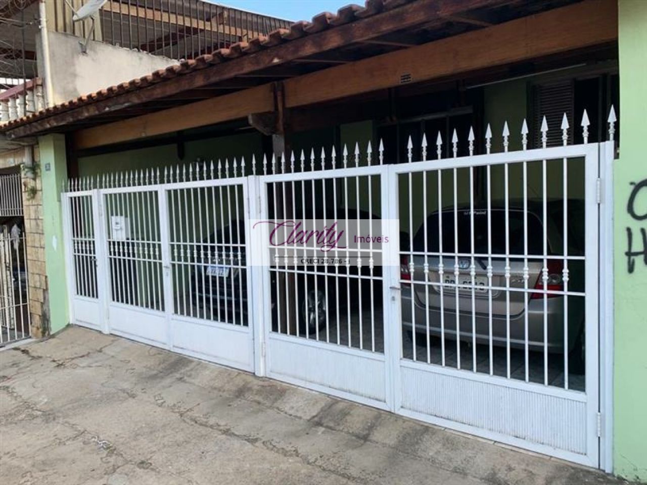 Casa Assobradada para Venda - Jardim Nova Taboão