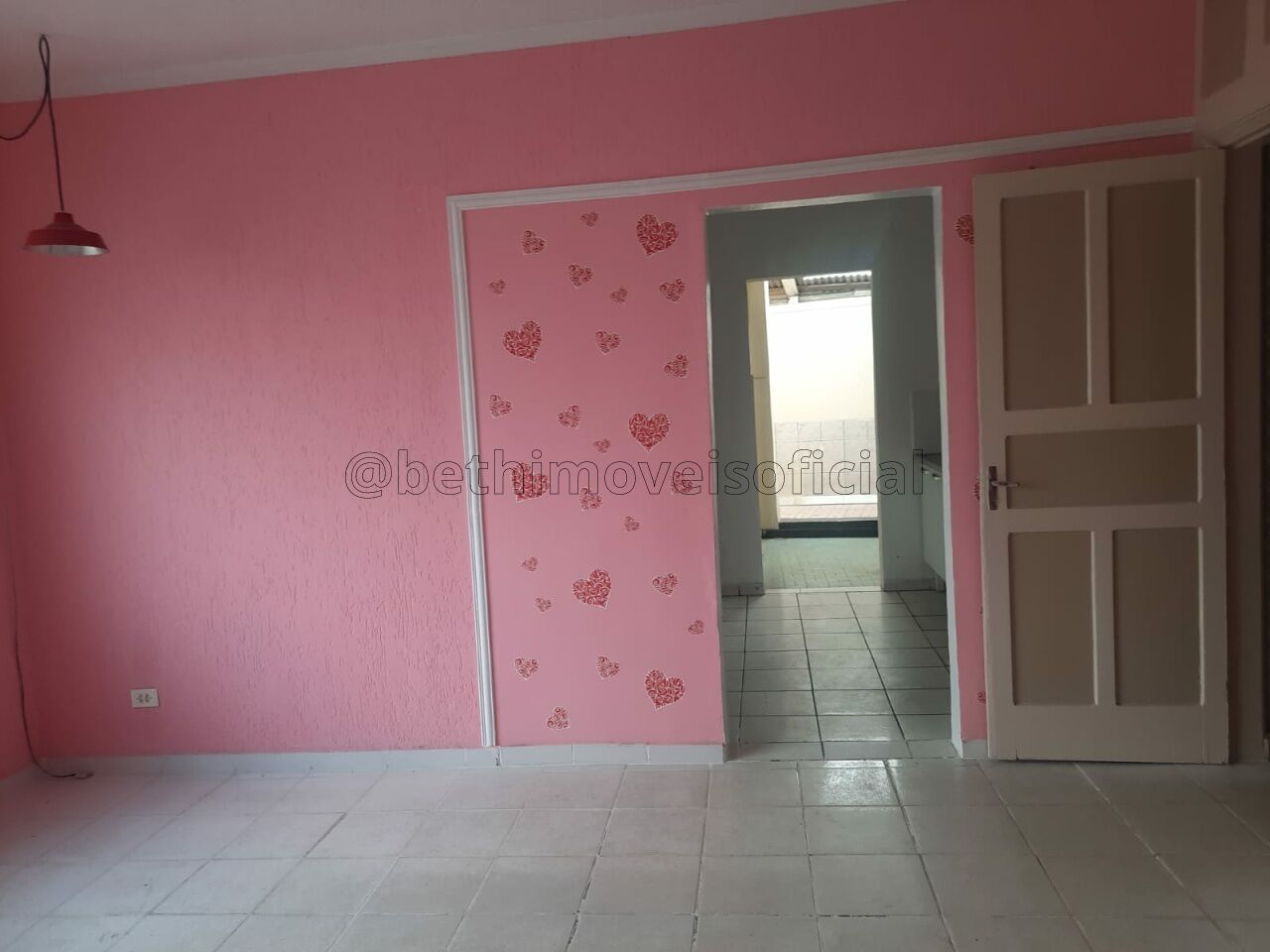 Casa Assobradada para Locação - Parque Edu Chaves