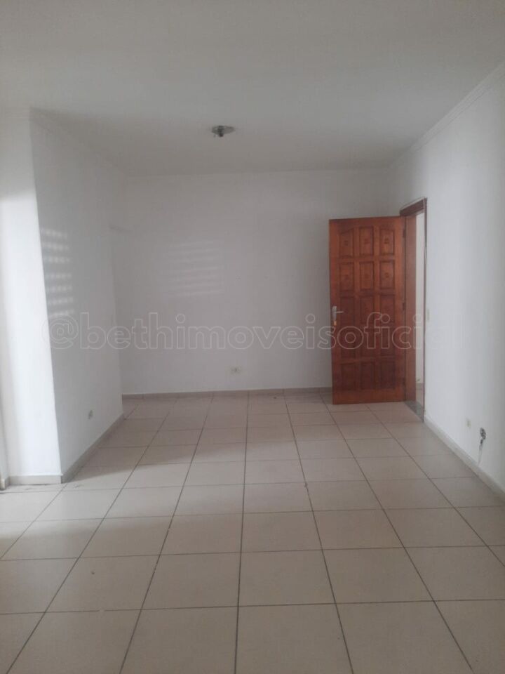 Casa Assobradada para Locação - Parque Edu Chaves