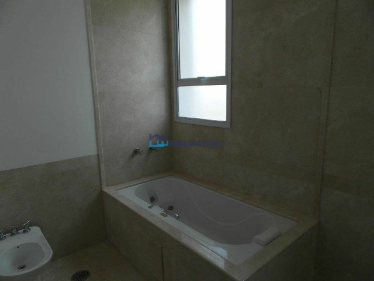 Foto 10 - BI33122
