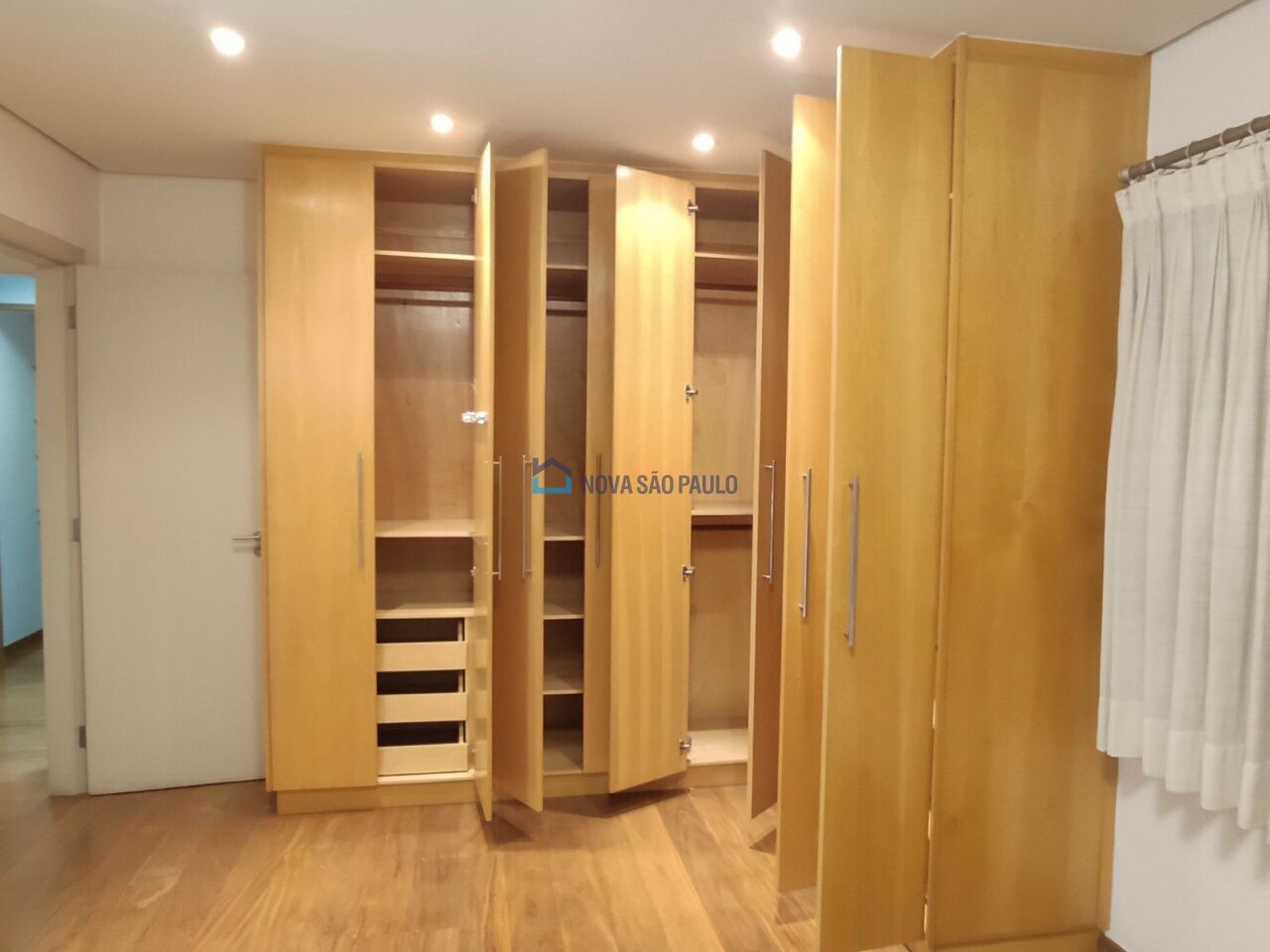 Foto 4 - BI38834