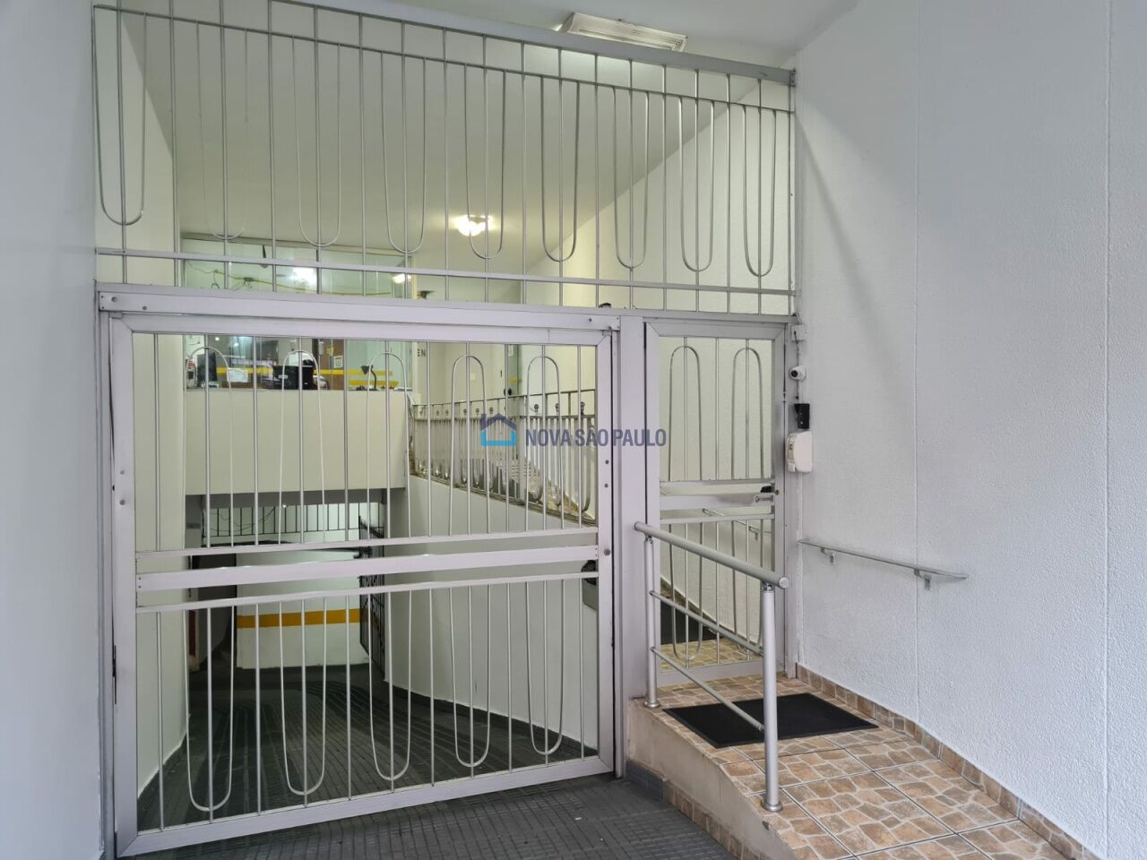 Foto 13 - BI40016