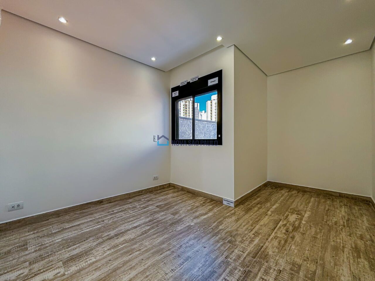 Foto 8 - BI42885