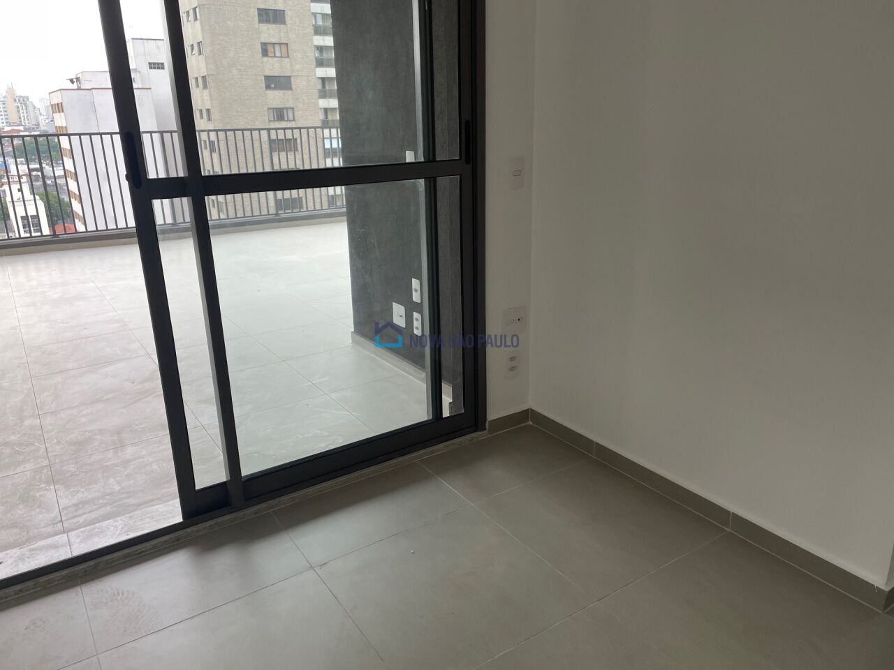 Foto 3 - BI43763