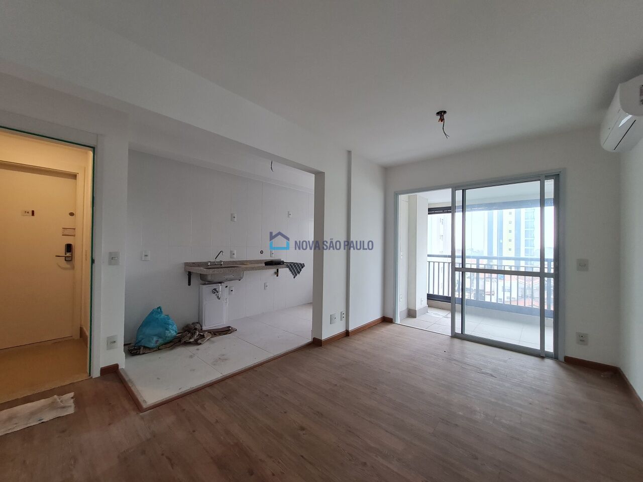 Foto 2 - BI43890
