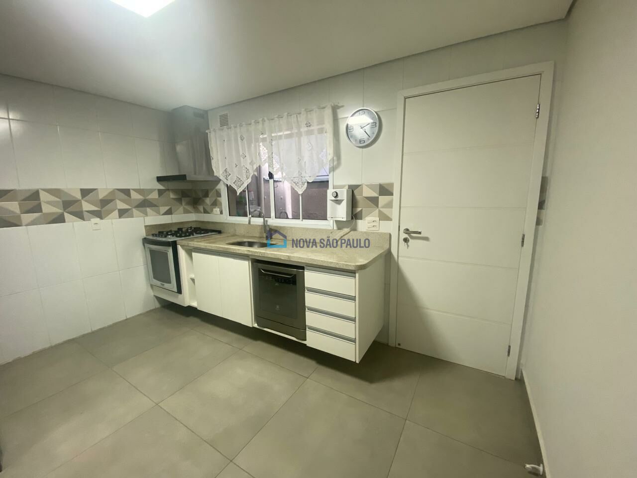 Foto 3 - BI45072