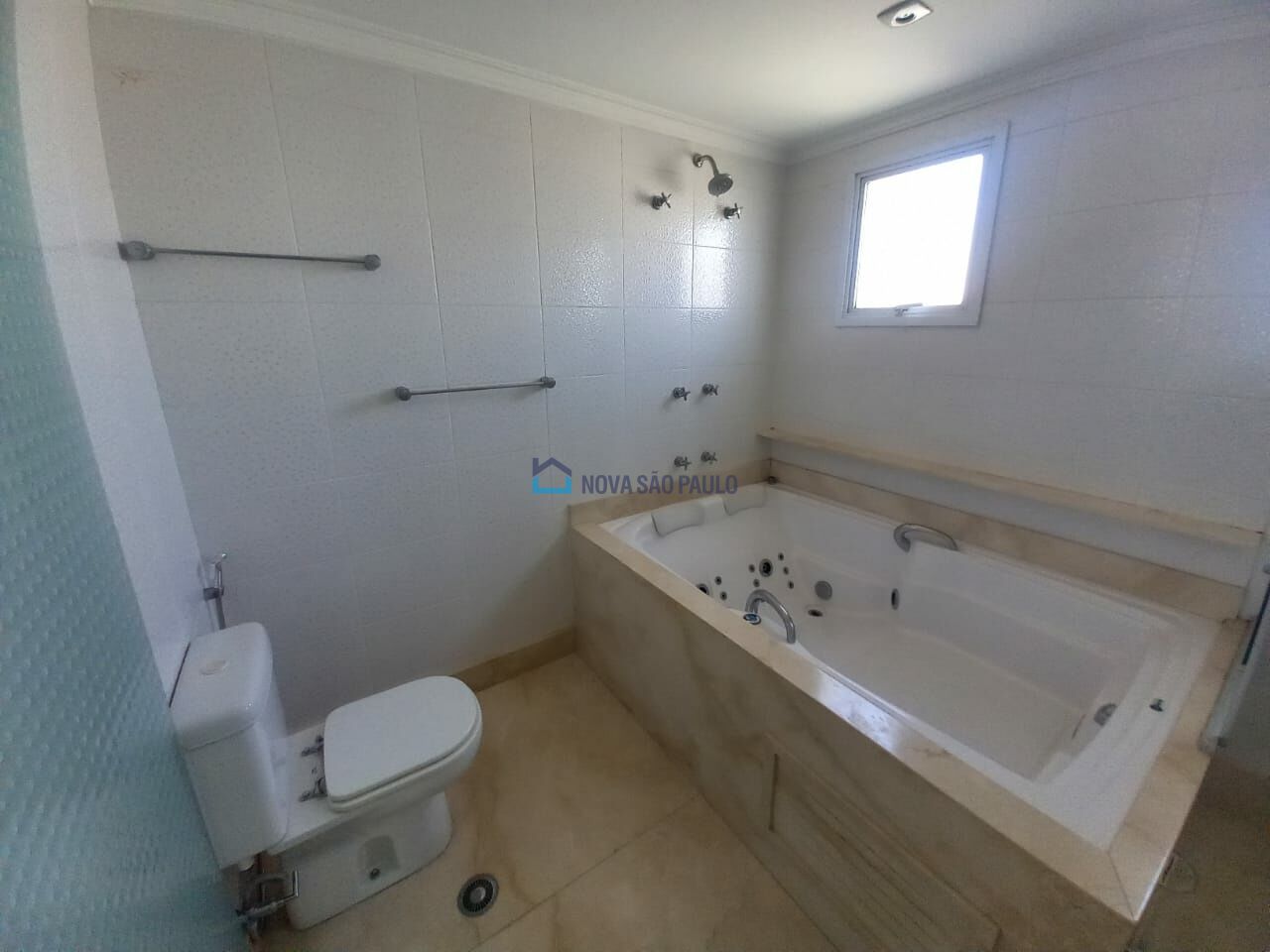 Foto 34 - BI46815