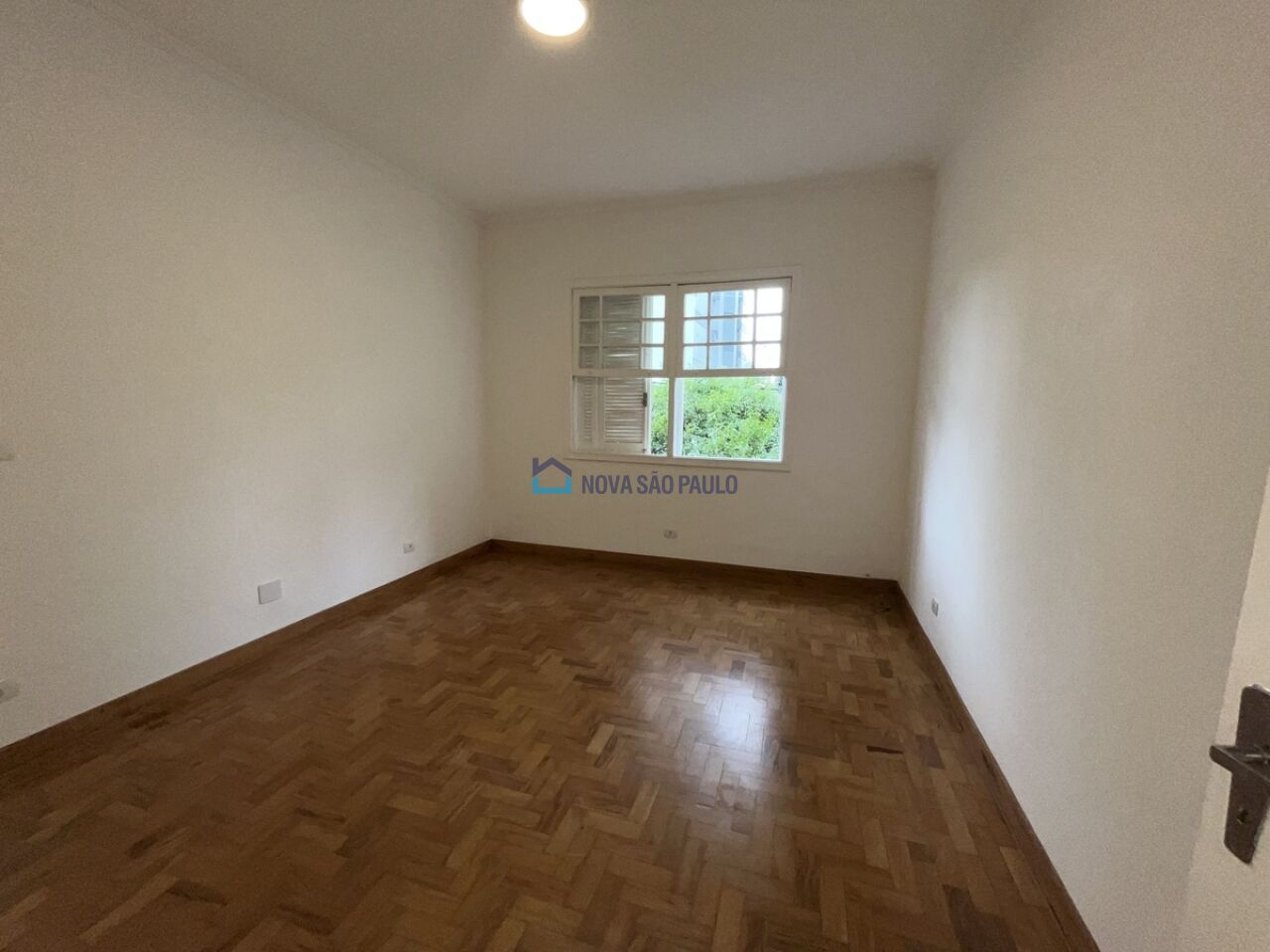 Foto 8 - BI47005