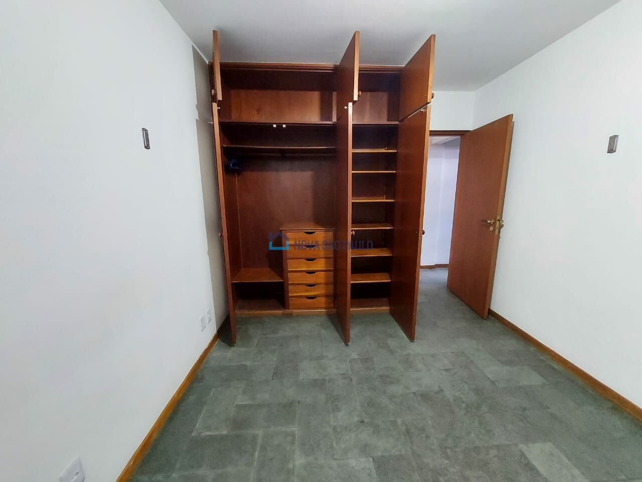 Foto 17 - BI47076