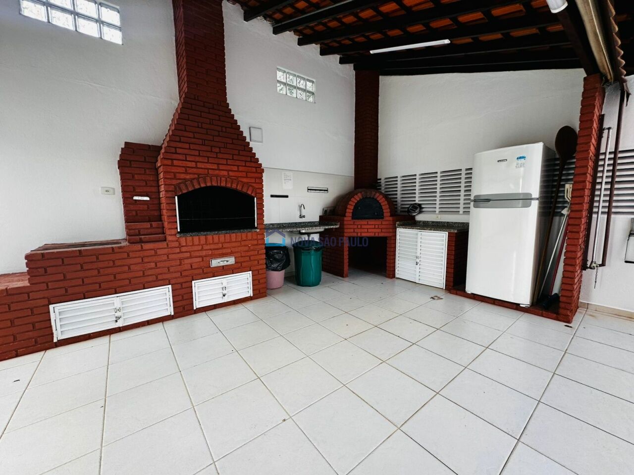 Foto 33 - BI47118