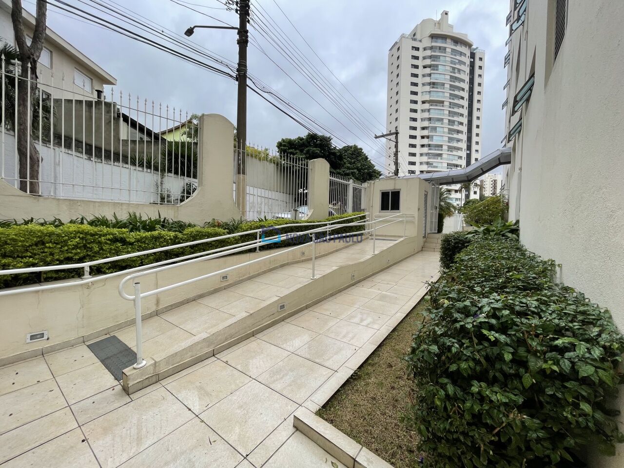 Foto 42 - BI47982