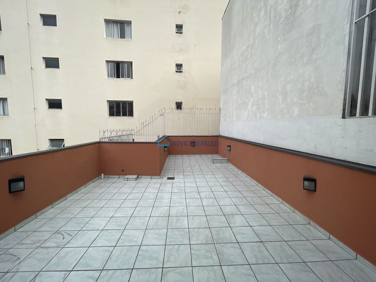 Foto 30 - BI48016