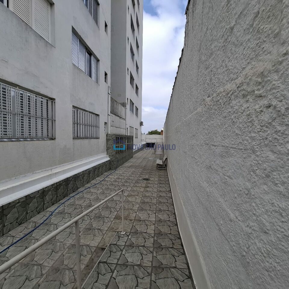 Foto 33 - BI48054