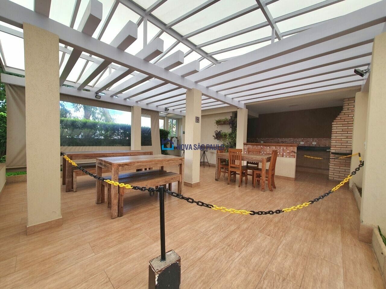 Foto 31 - BI48235