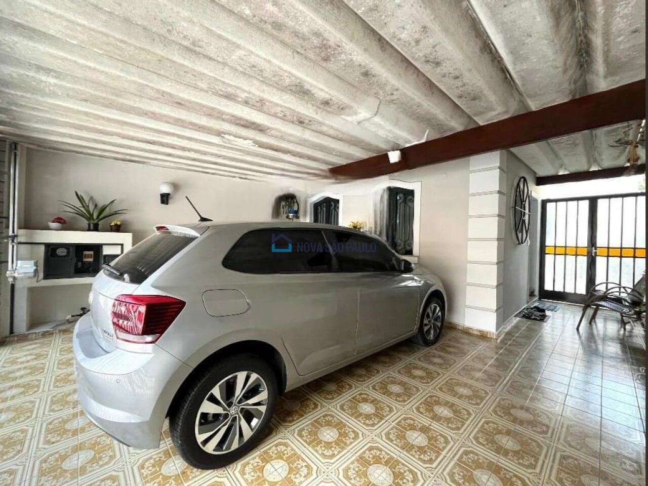 Foto 43 - BI48255