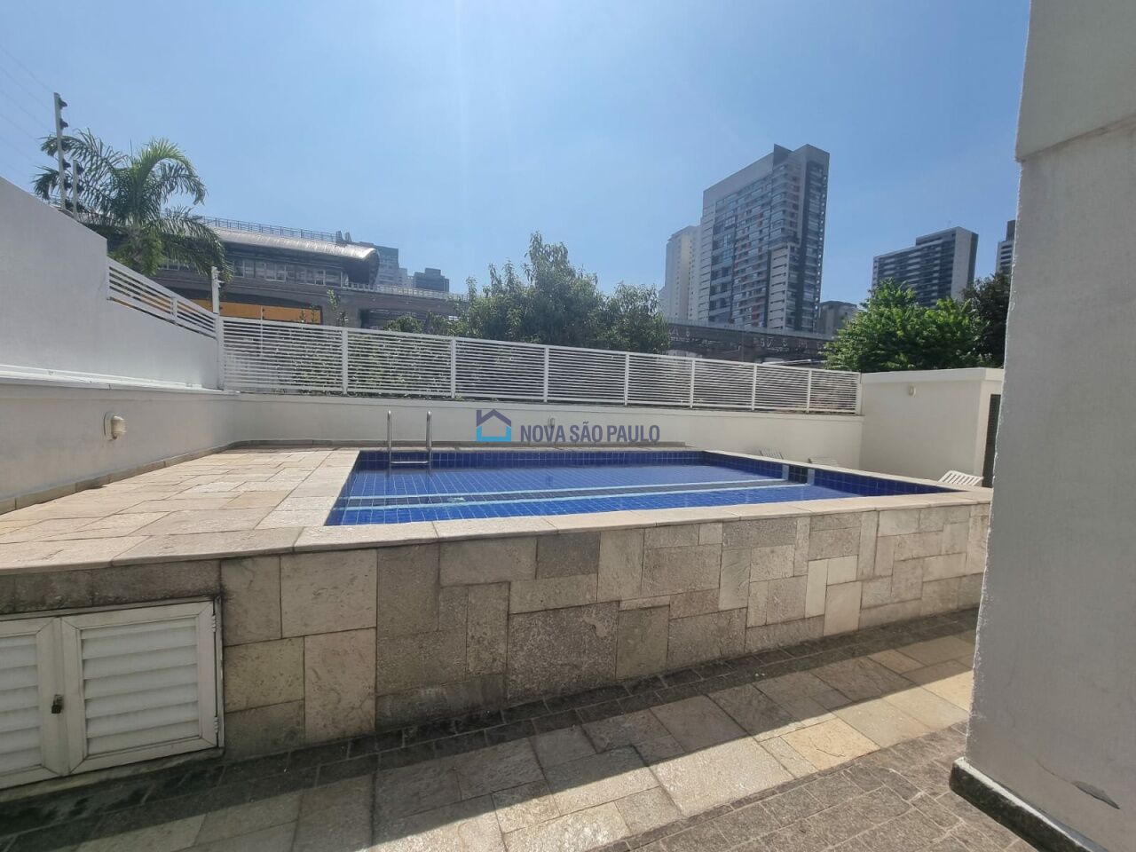 Foto 21 - BI48305
