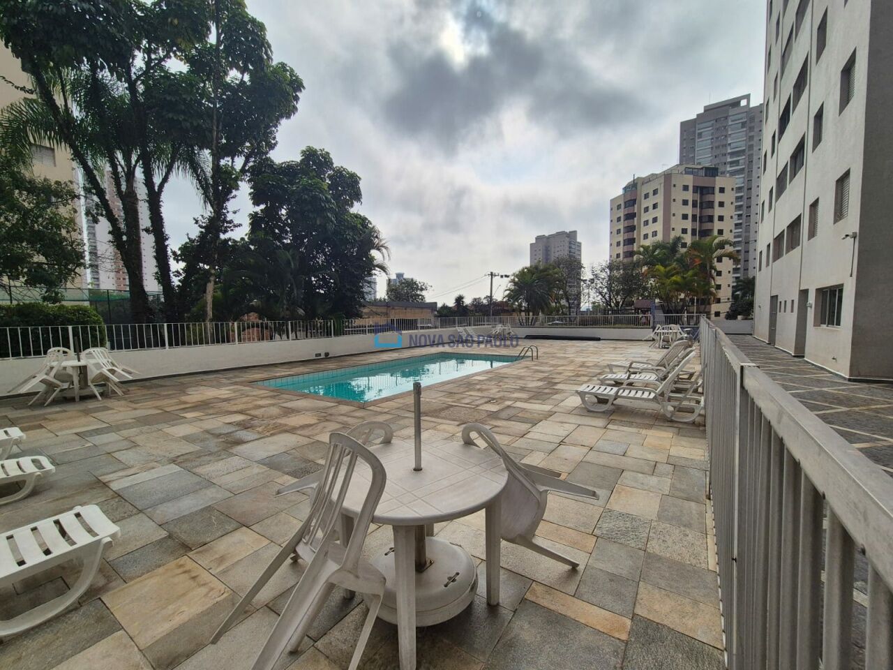 Foto 45 - BI48323