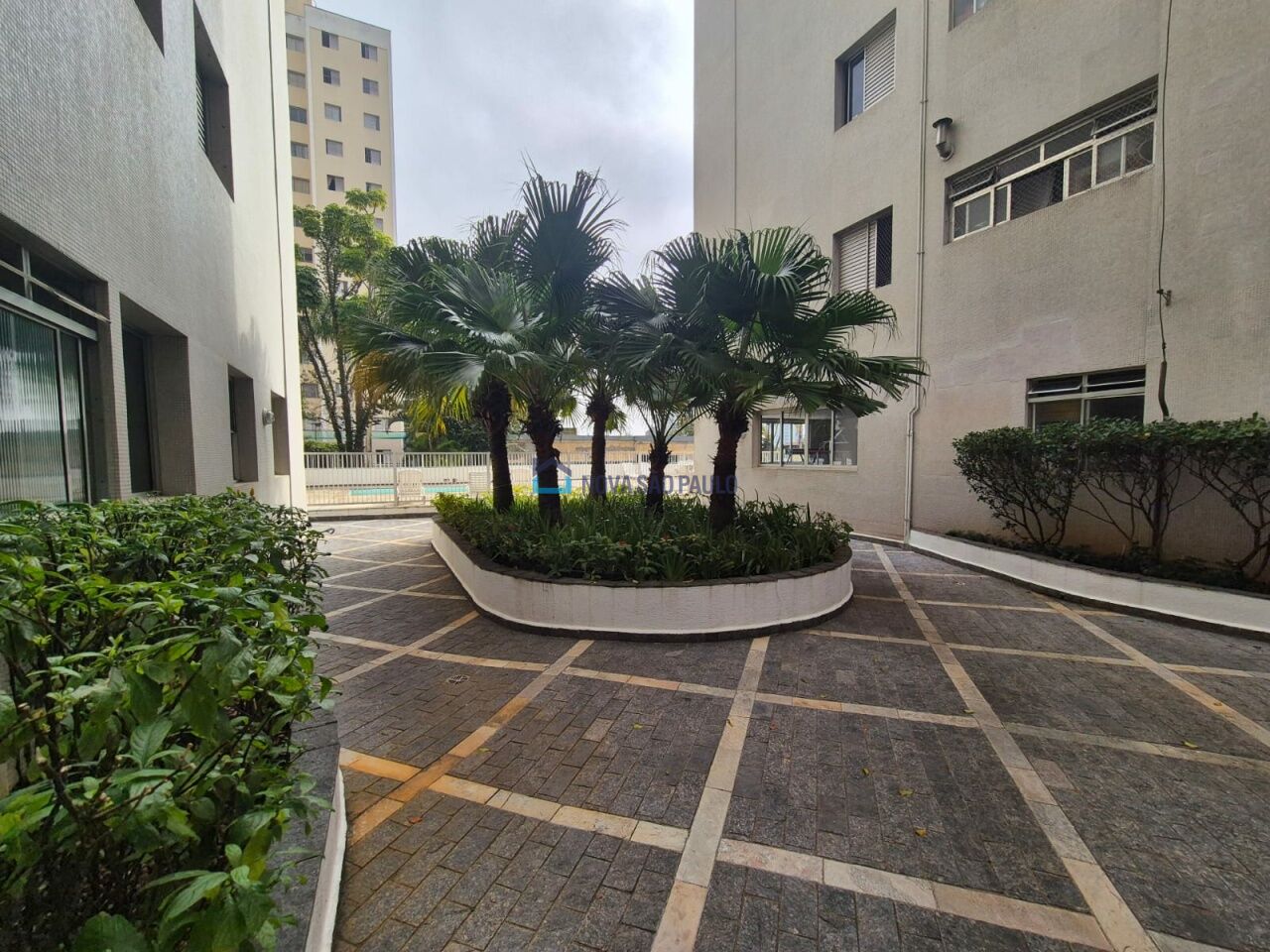Foto 32 - BI48323