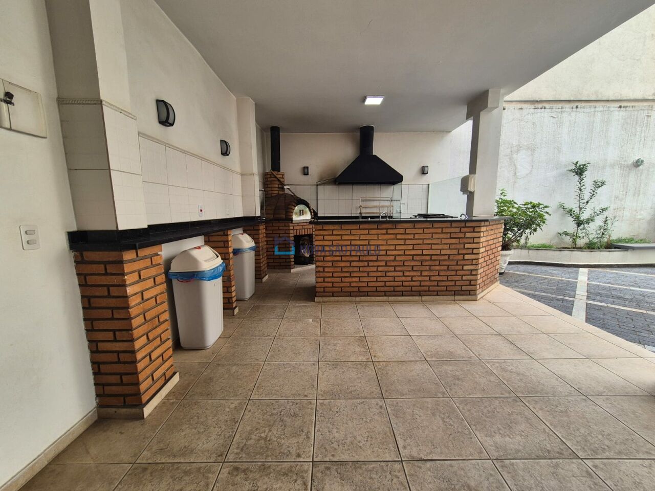 Foto 40 - BI48323