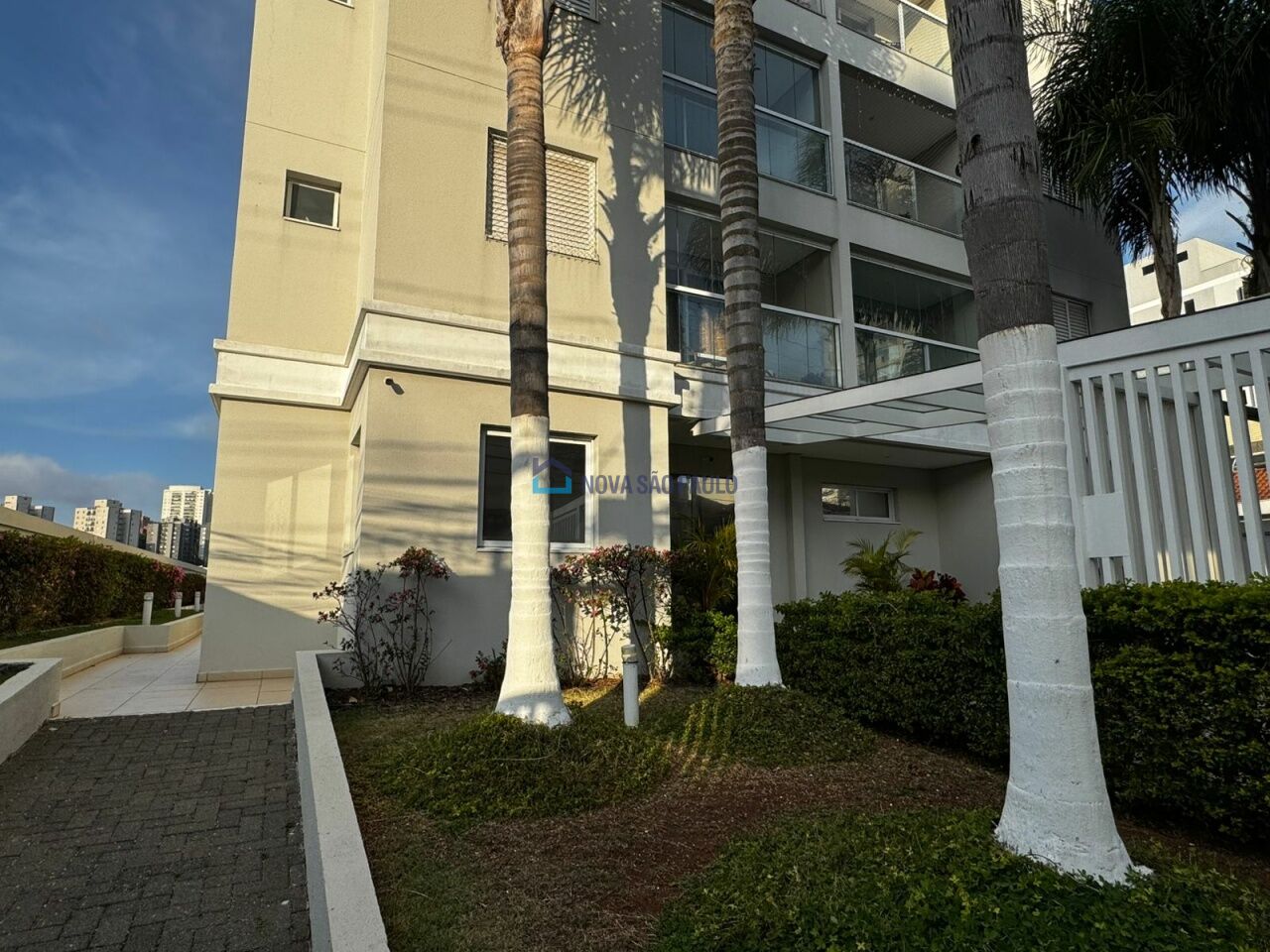 Foto 36 - BI48402