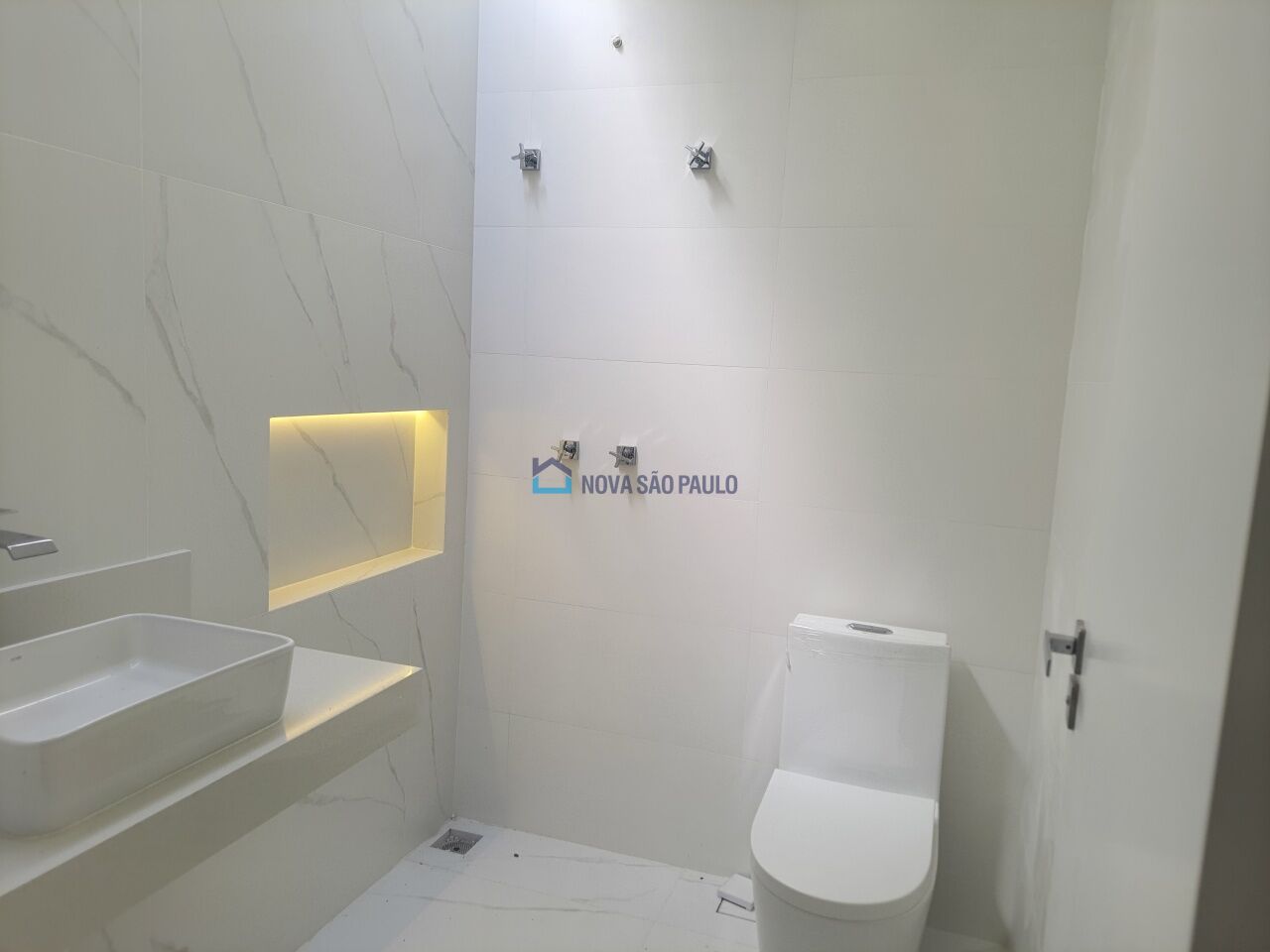 Foto 38 - BI48407