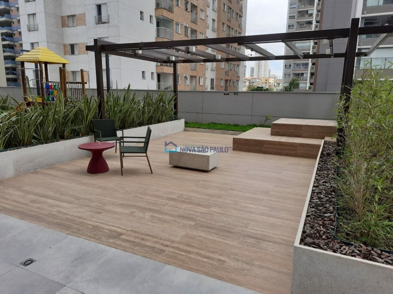 Foto 46 - BI48514