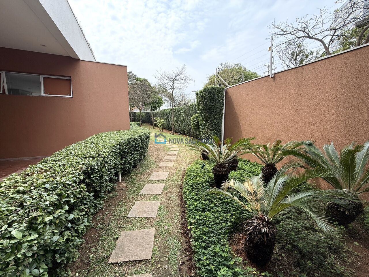 Foto 40 - BI48838