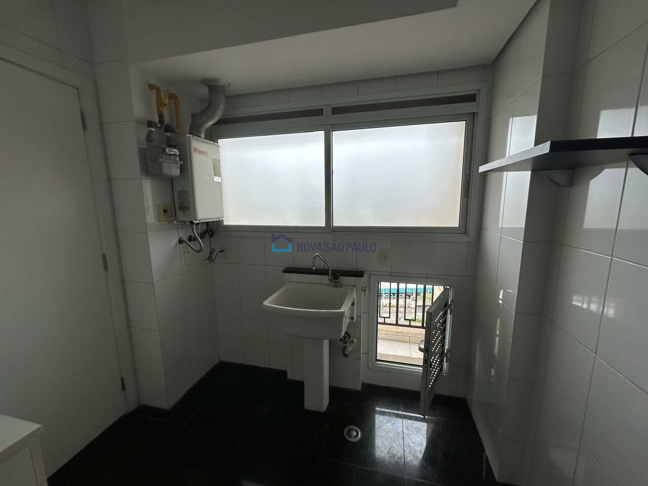 Foto 35 - BI48952