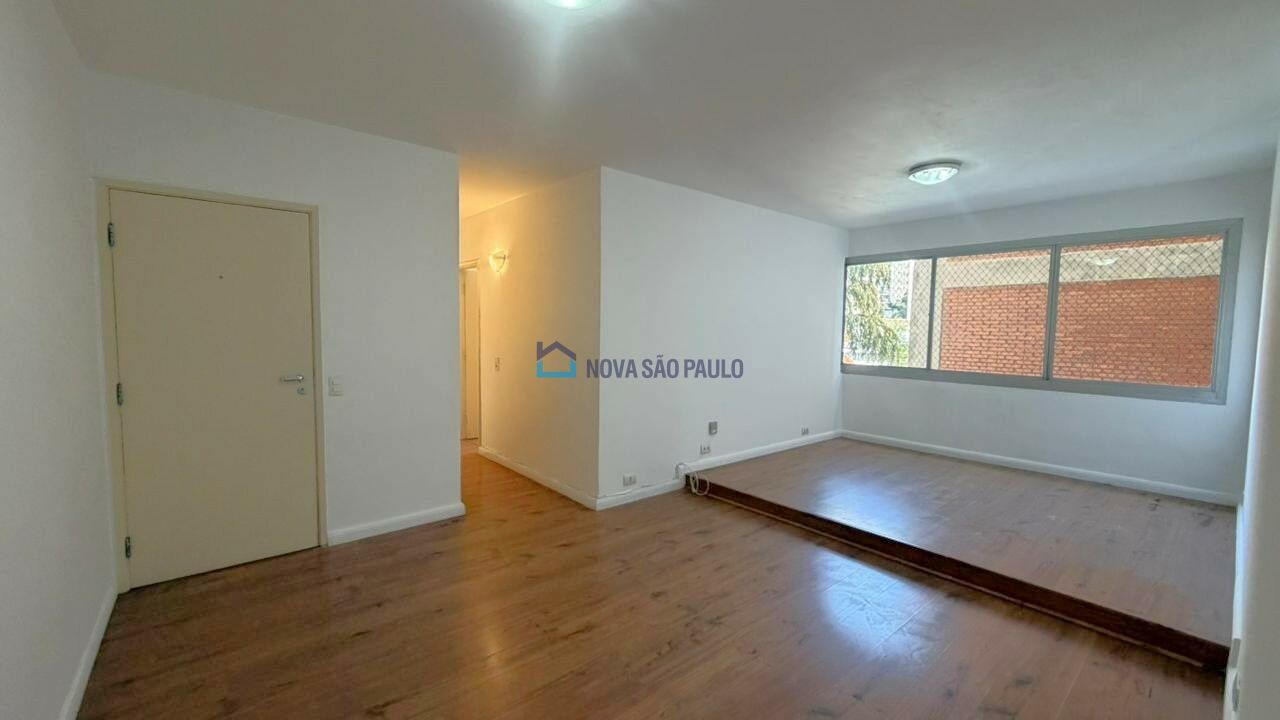 Foto 3 - BI50743