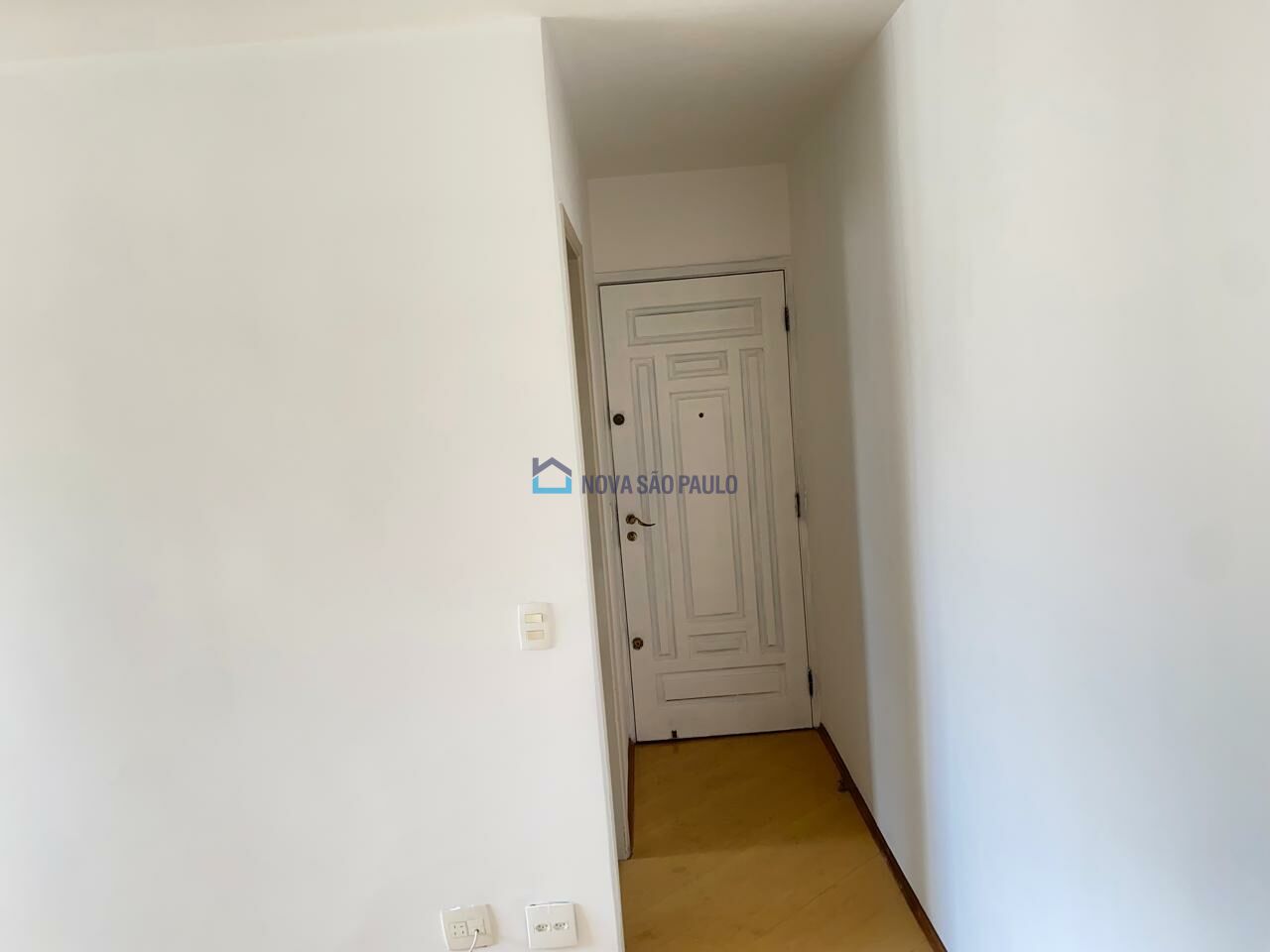 Foto 3 - BI50893
