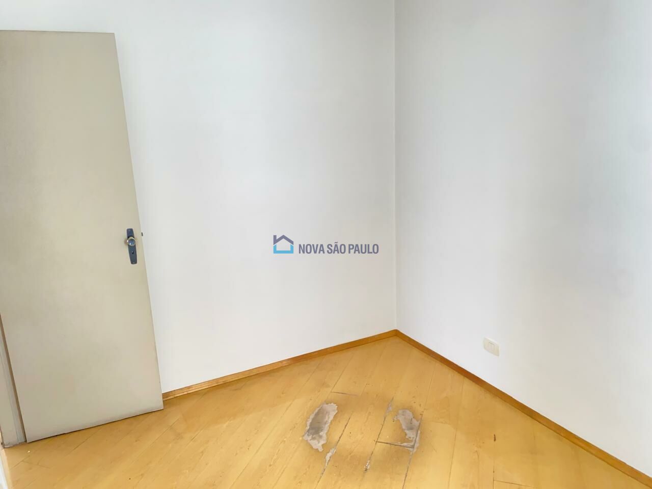Foto 4 - BI50893